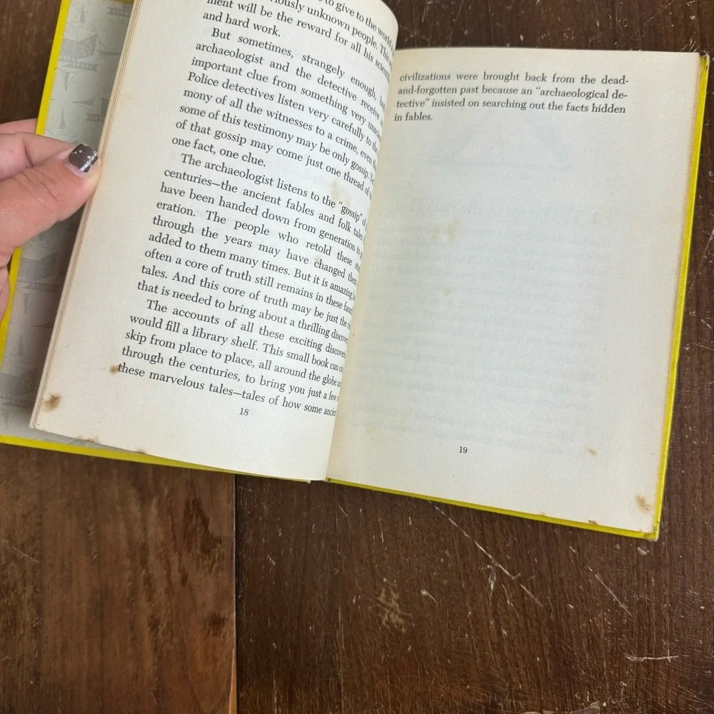 Digging‎ into Yesterday 1964 Estelle Friedman Illustrated Kids History hard back